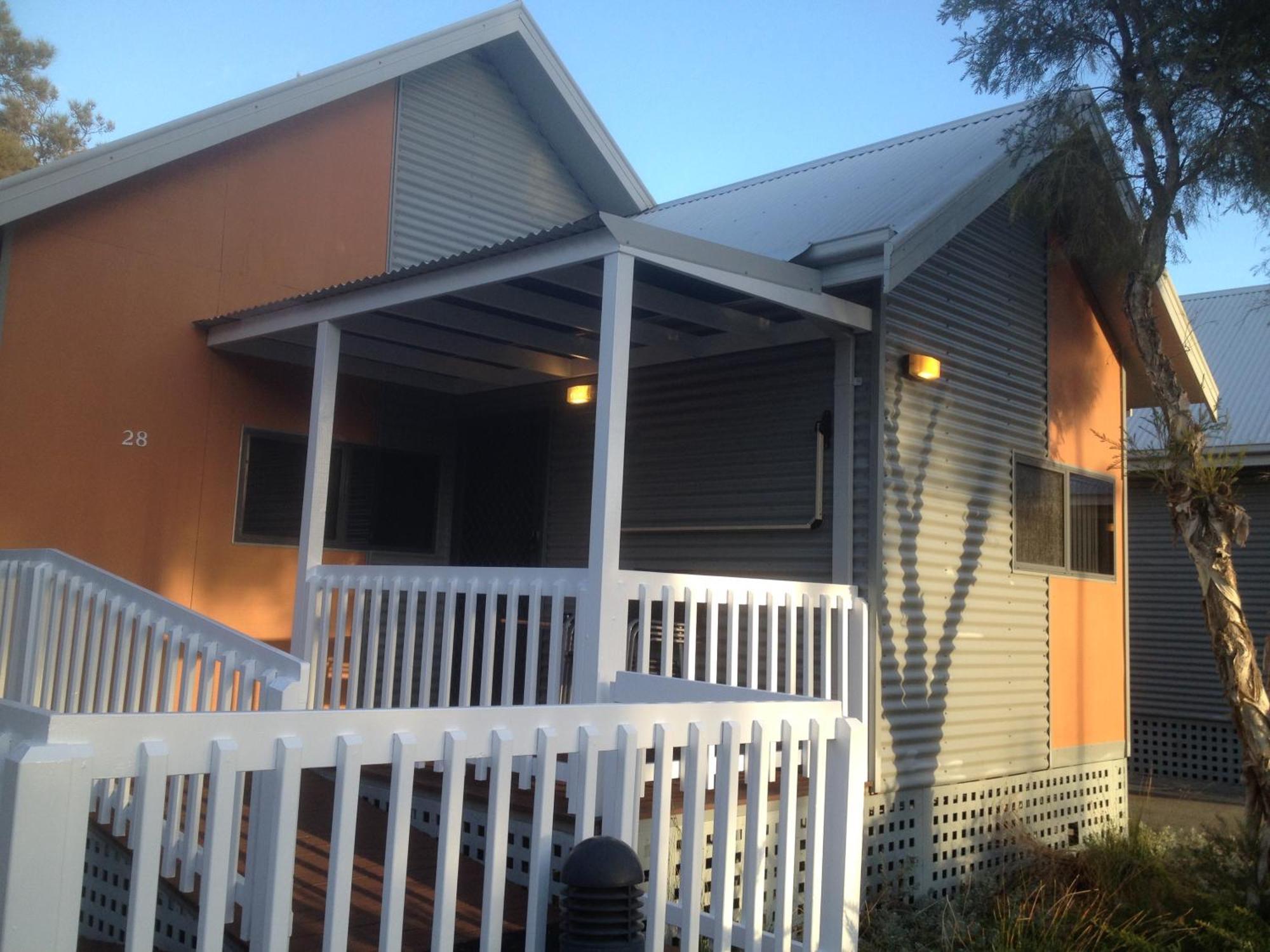 Mandurah Ocean Marina Chalets Exterior photo