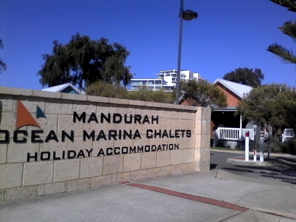 Mandurah Ocean Marina Chalets Exterior photo