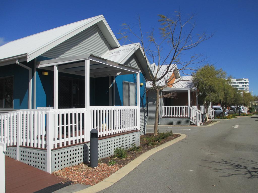 Mandurah Ocean Marina Chalets Exterior photo