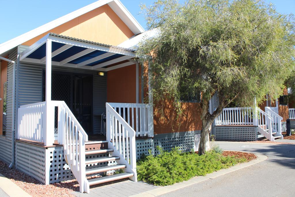 Mandurah Ocean Marina Chalets Exterior photo