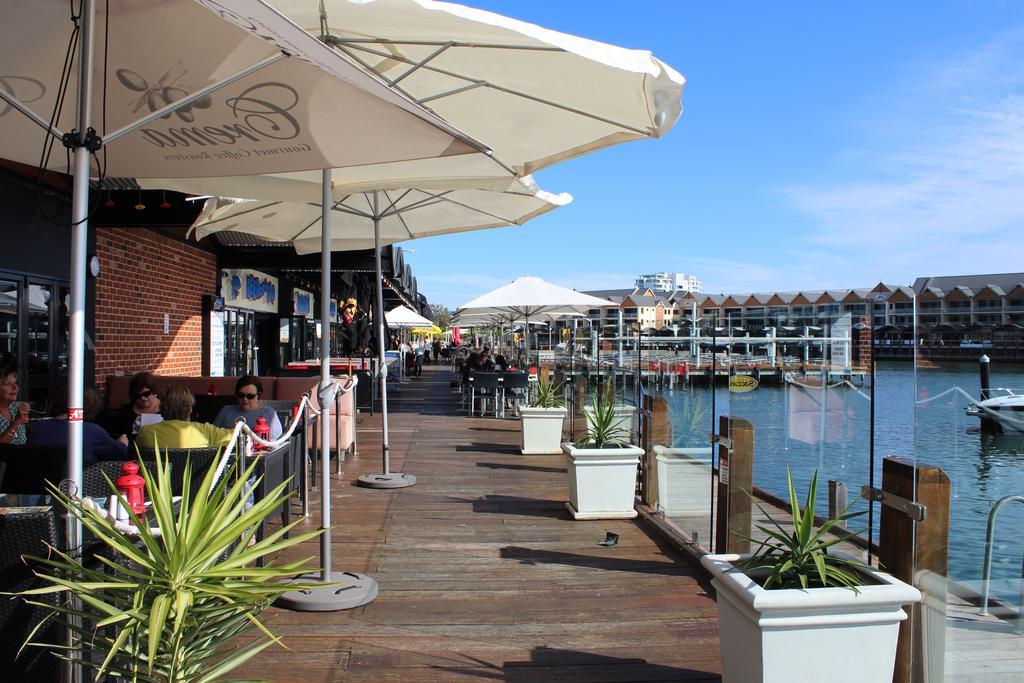 Mandurah Ocean Marina Chalets Exterior photo