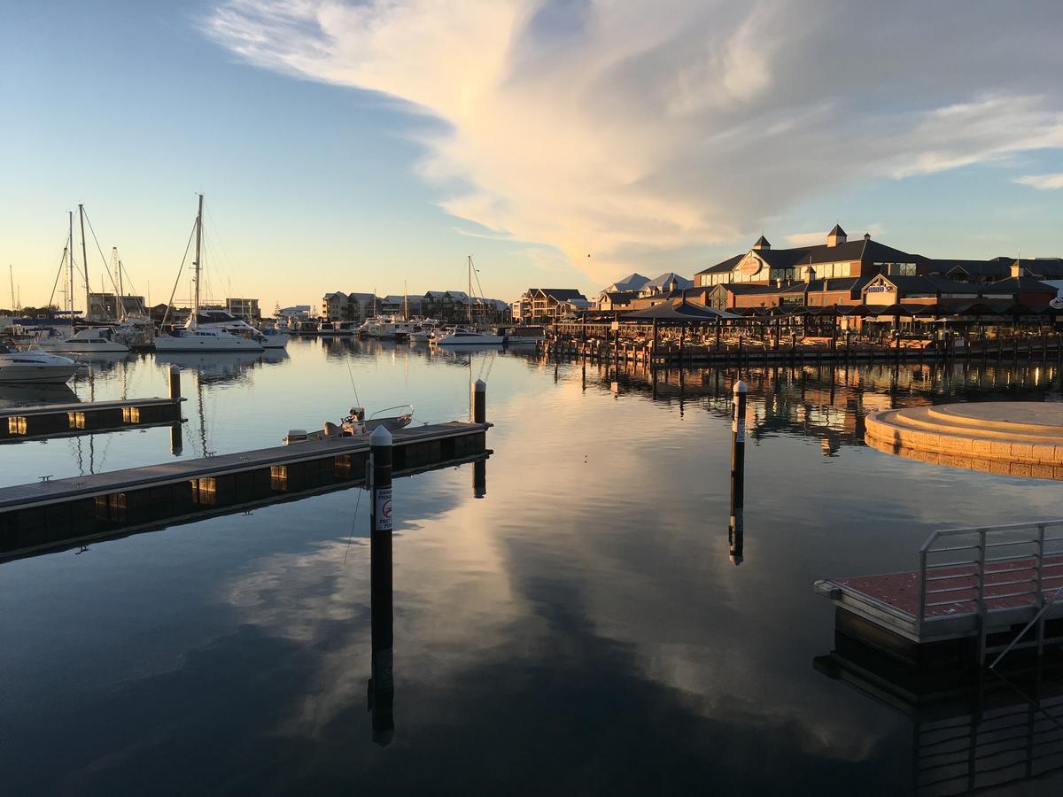 Mandurah Ocean Marina Chalets Exterior photo