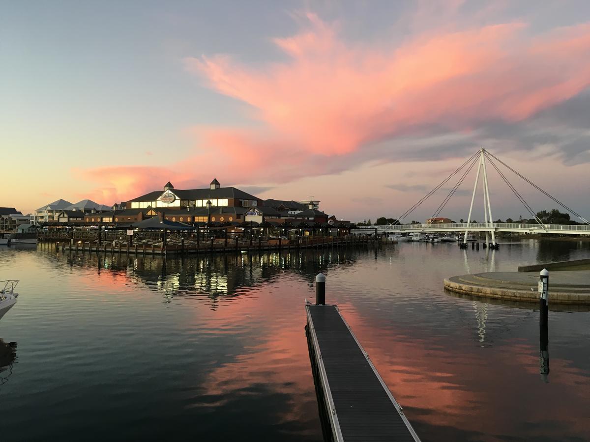 Mandurah Ocean Marina Chalets Exterior photo